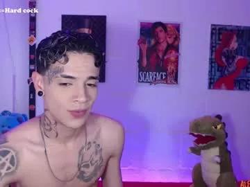 alex_rockstar from Chaturbate is Freechat