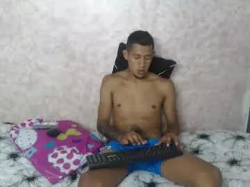 noah_roberts_ from Chaturbate is Freechat