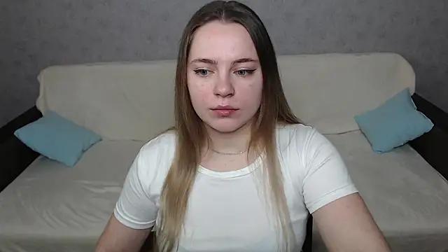 _Sweet_Lana from StripChat is Freechat