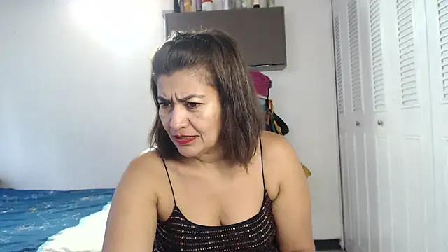 CamilaLix from StripChat is Freechat