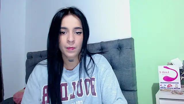 CarolinaaTorres from StripChat is Freechat