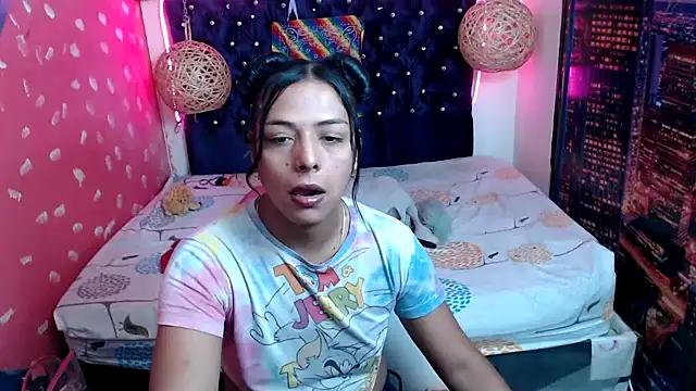 EmilyTsSweet from StripChat is Freechat