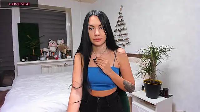 EricaKravz from StripChat is Freechat