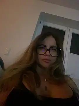 Etwas_neugierig on StripChat