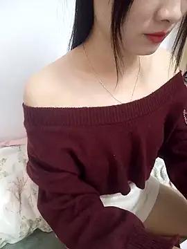 Lovely_kute from StripChat is Freechat