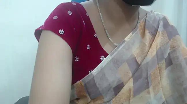 Lovely_Siri_23 from StripChat is Freechat