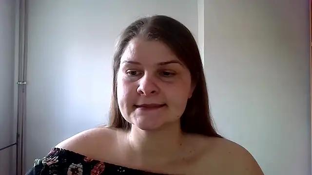 lovexCaroline from StripChat is Freechat