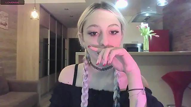 Marinax_Sea from StripChat is Freechat