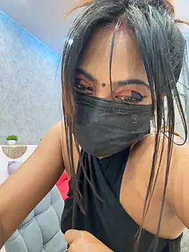 Monalisadon018 from StripChat is Freechat