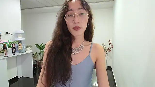 NicoleCortez from StripChat is Freechat