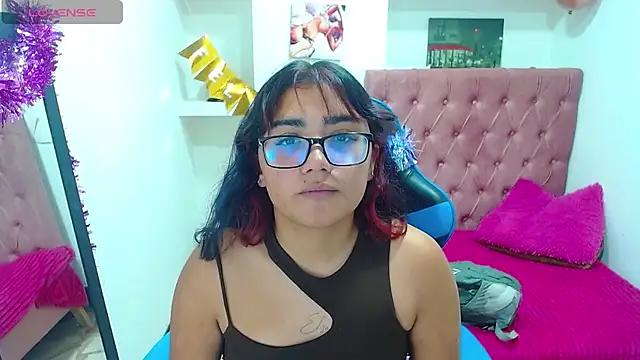 petite_lucy18 from StripChat is Freechat