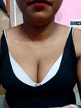 RUBINAA009 from StripChat is Freechat