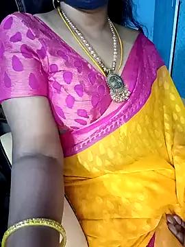 Tamil-hotwife from StripChat is Freechat