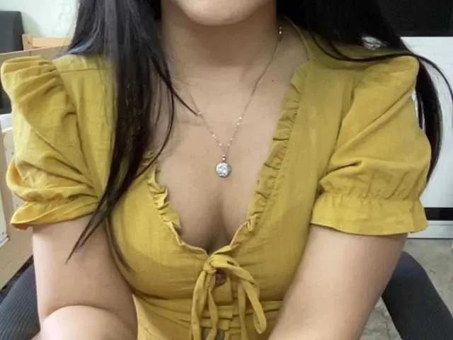 AimiNox on BongaCams 