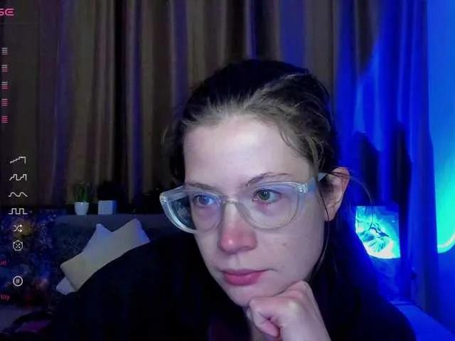 Aliciafolow009 — I love polite, kind and generous men)) If you treat me like this, then I will do everything to make you feel good with me *))