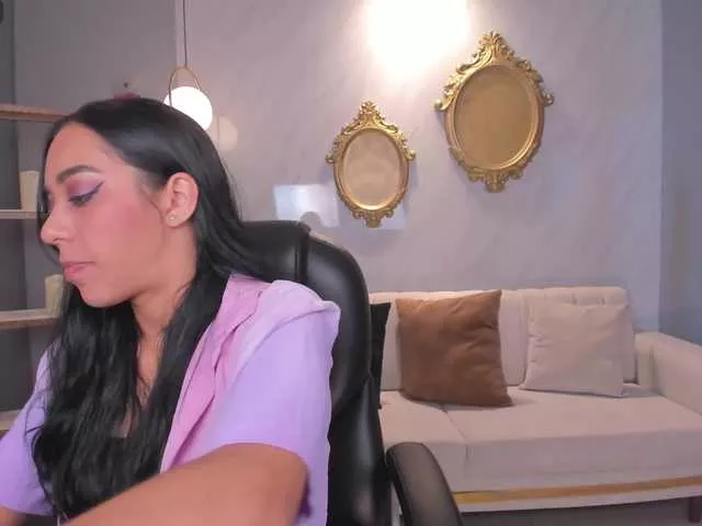 AmaliaCruss on BongaCams 