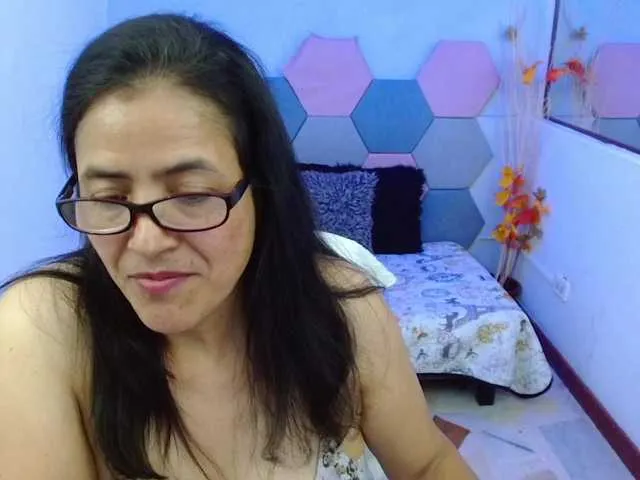AmandaPeet on BongaCams 
