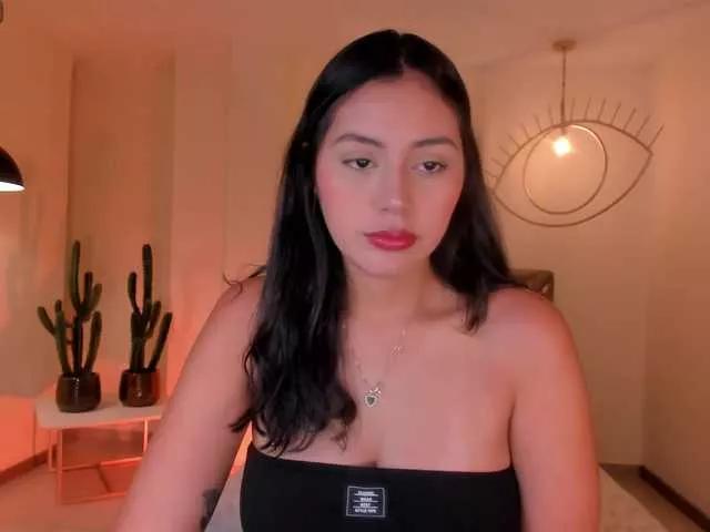 Offline AmbarJames on BongaCams