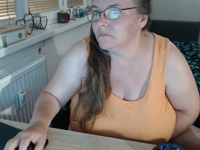 Bessy123 on BongaCams 