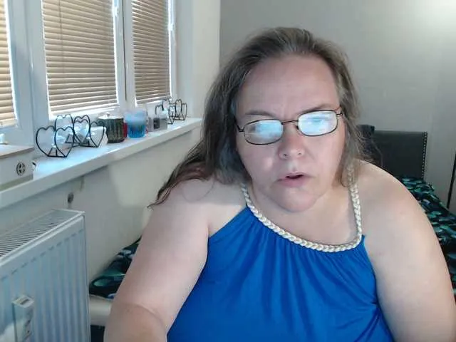 Bessy123 on BongaCams 