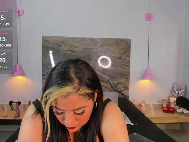 Offline Brendamaz on BongaCams