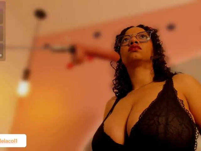 Candela-Cool on BongaCams