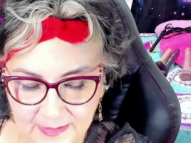 cataleya-mom on BongaCams 