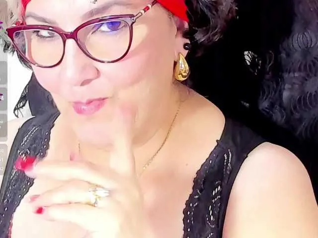 cataleya-mom — I love relaxed people, who enjoy good company, who above all are very respectful and value my effort.