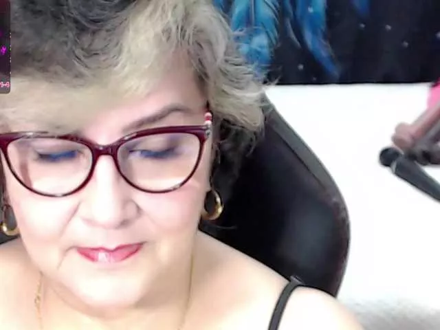 cataleya-mom on BongaCams 
