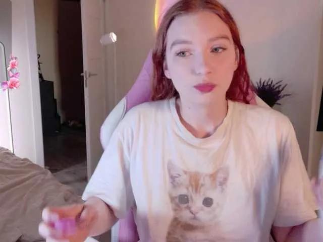 Freechat cinnabongirl on BongaCams