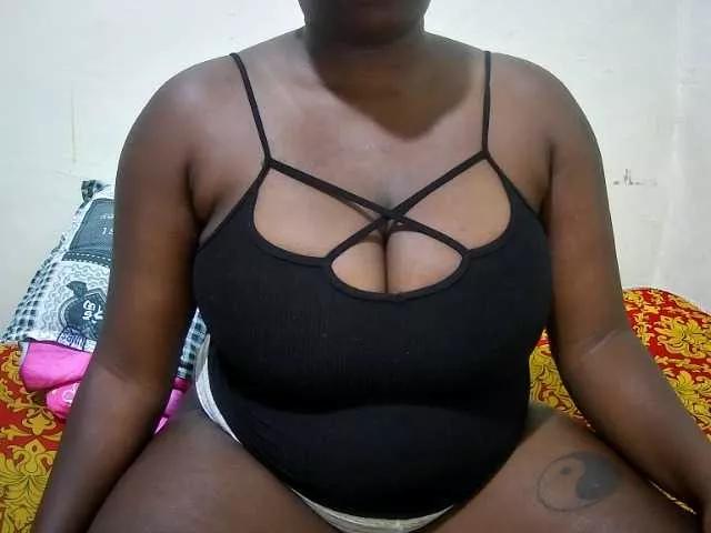 Offline creamy-squirter on BongaCams