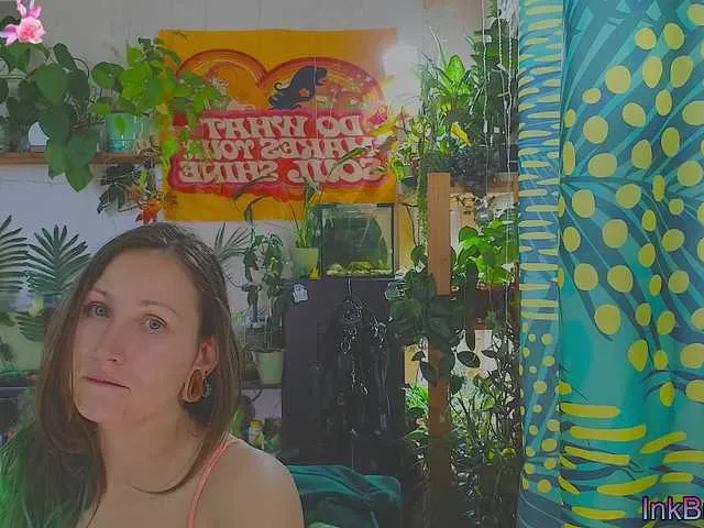 DeadButterfly on BongaCams