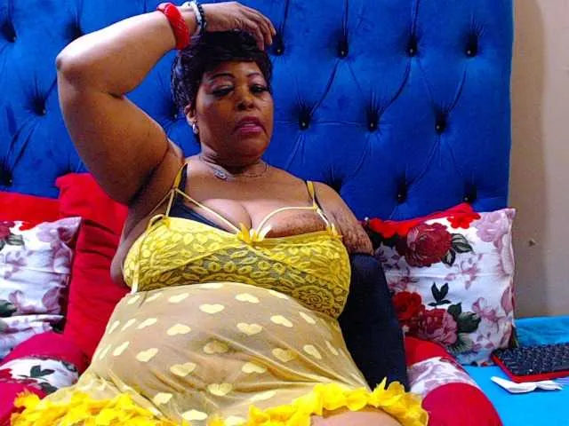 Ebonycandy10 — a respectfu man that love loves himself and be romantic