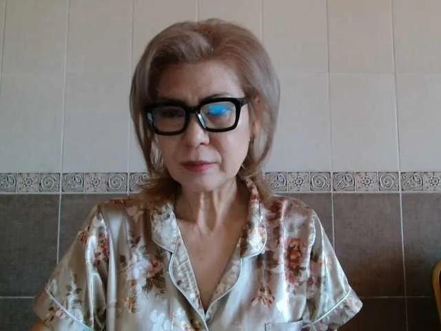 Elegant00Lady — I'll embody your fantassies ....