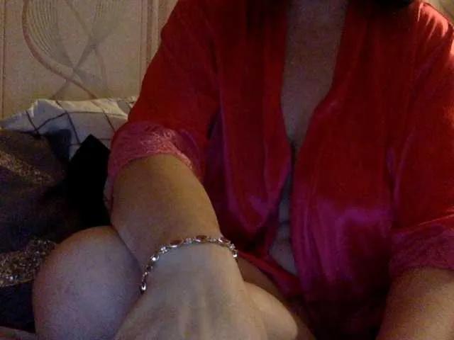 ermondafox — Pussy rubbing ,cum in face