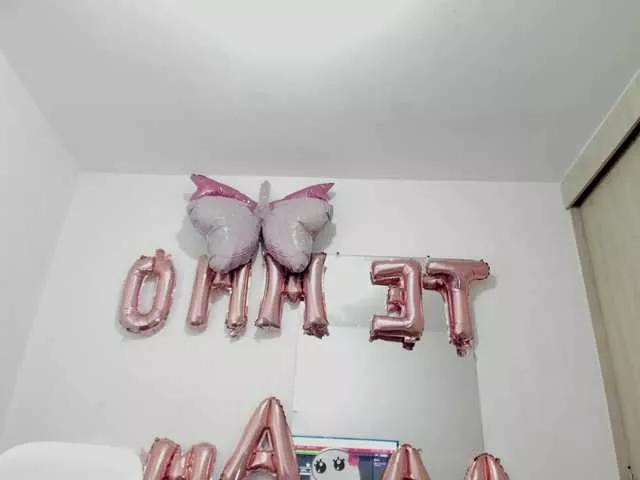 esmeraldamf on BongaCams 