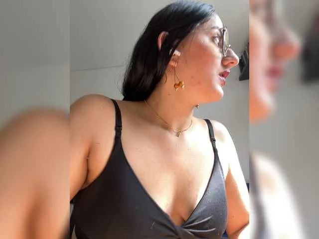 EvanShell1 — i like talk dirty and enjoy all night qith a good conversation, sex hard and wild and role plays and a lot game of sex