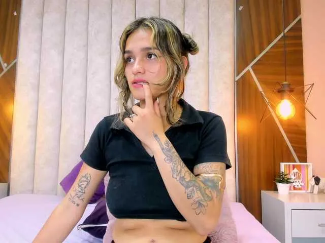 Grace-Roberts on BongaCams
