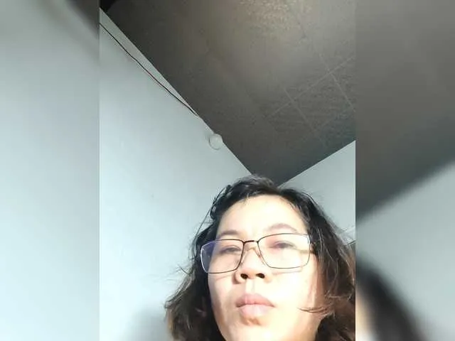 Hill6969 on BongaCams 