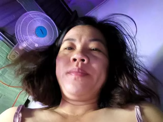 Hill6969 on BongaCams 