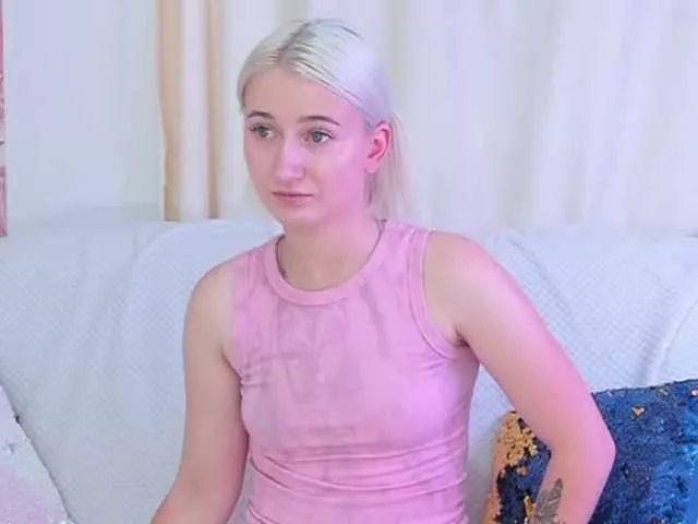 HollyTaillor on BongaCams 