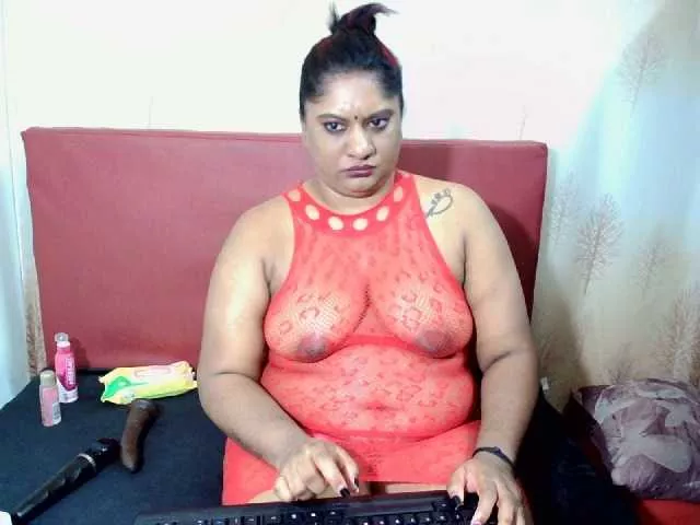 IndianChantal on BongaCams 