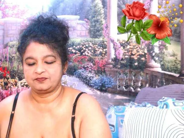 indianstar75 on BongaCams 