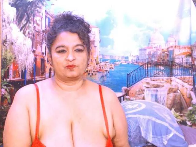 indianstar75 on BongaCams 