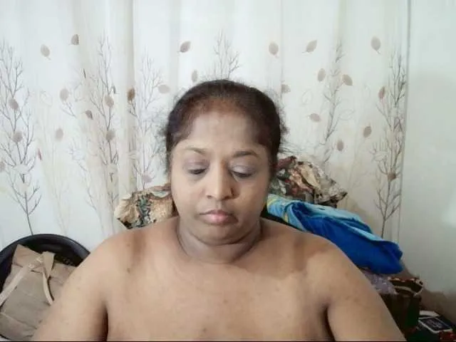 Indiantasha on BongaCams 