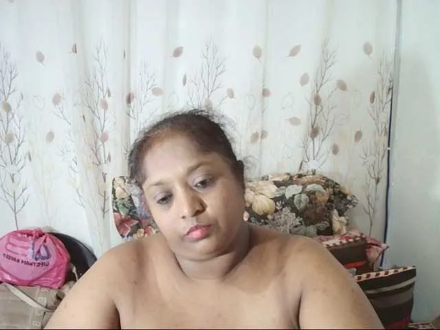Indiantasha on BongaCams 