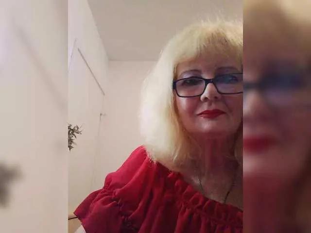 KASANDRABOLOSHKA on BongaCams