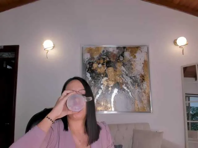 KatieStonne — I love exploring my sexuality and chatting with nice people here.
I am very open and permissive girl, hI love to be on front of the webcam and make you crazy with my body and my top show.