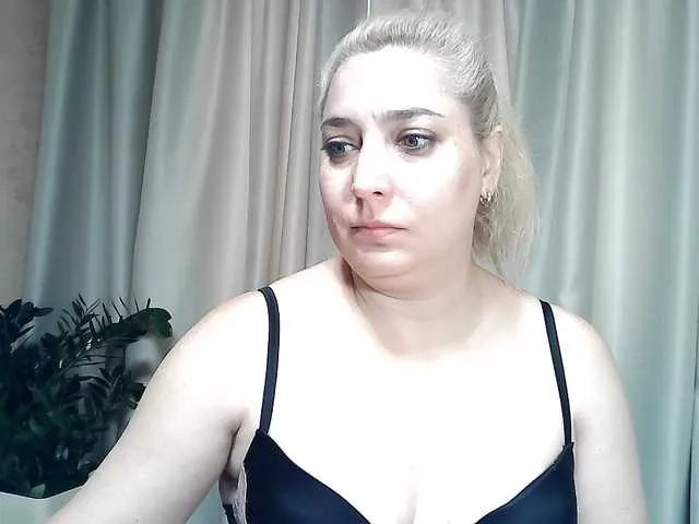 KickaIricka on BongaCams 