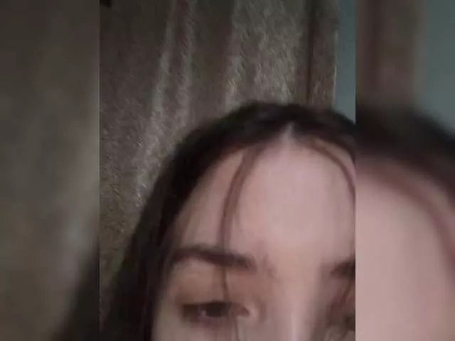 Kissa-is-klassa-a on BongaCams 